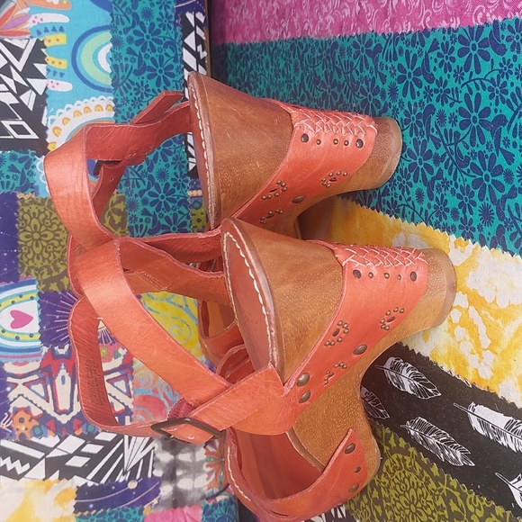 Frye Studded leather Sandals Burnt Orange 8.5 - Picture 8 of 14